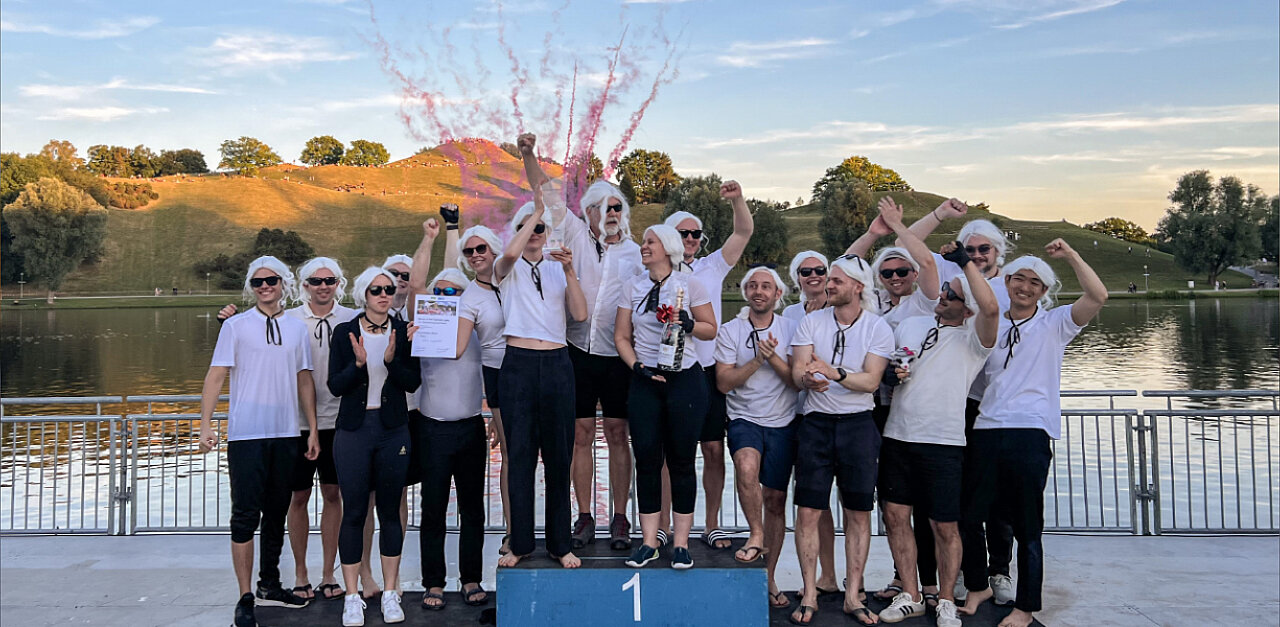 Picture of the News article Double Victory for CALAgerfeld